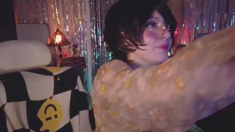 Alaska Grace       online show from March 11, 2026, 4:18 am