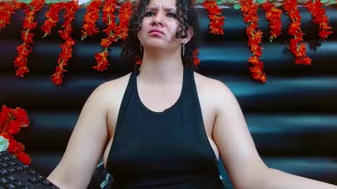 AlaSmith  online show from February 2, 2025, 8:35 am