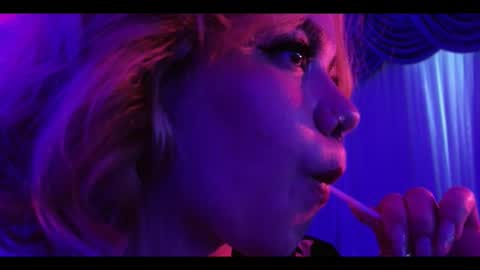 albaandthayron online show from November 14, 2025, 12:04 pm