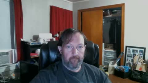 Alberik online show from October 3, 2025, 4:26 pm