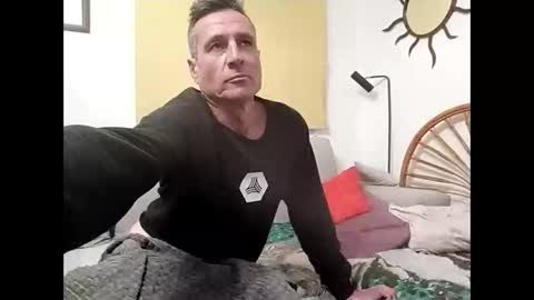 albertomaxchotex online show from March 9, 2026, 6:12 pm