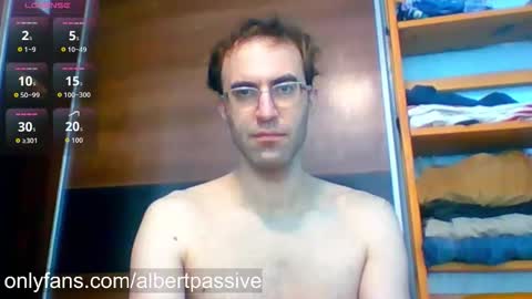 Snapshot of albertpassive chatting on March 1, 2026, 6:32 pm albertpassive online show from March 1, 2026, 6:32 pm