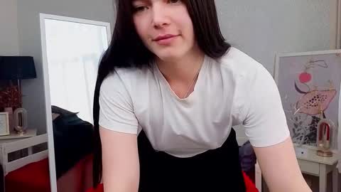 Albi online show from March 12, 2026, 5:46 am