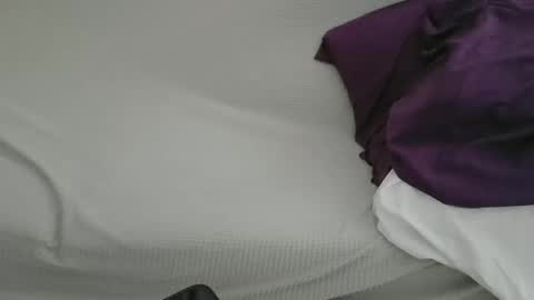 Dezza online show from April 6, 2026, 6:36 am