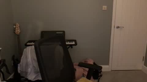 Snapshot of alc300170 chatting on December 2, 2024, 7:14 am alc300170 online show from December 2, 2024, 7:14 am