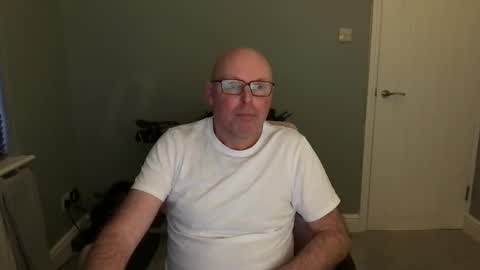 Snapshot of alc300170 chatting on January 8, 2025, 7:55 am alc300170 online show from January 8, 2025, 7:55 am