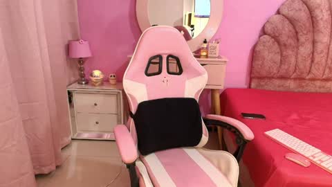 aldana_stone online show from April 2, 2026, 2:20 am