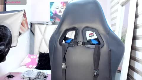 Snapshot of ale_noah_xxx chatting on December 16, 2024, 2:36 am ale_noah_xxx online show from December 16, 2024, 2:36 am