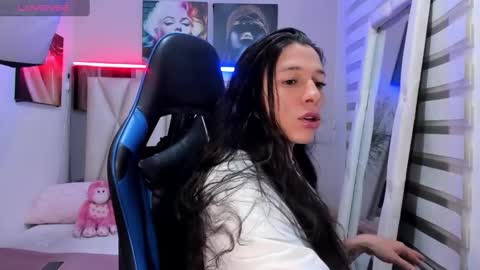 Snapshot of ale_noah_xxx chatting on January 3, 2025, 6:44 am ale_noah_xxx online show from January 3, 2025, 6:44 am