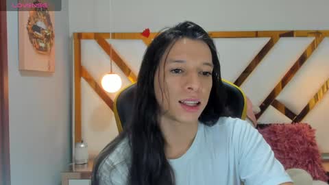 Snapshot of ale_noah_xxx chatting on February 28, 2025, 2:42 am ale_noah_xxx online show from February 28, 2025, 2:42 am