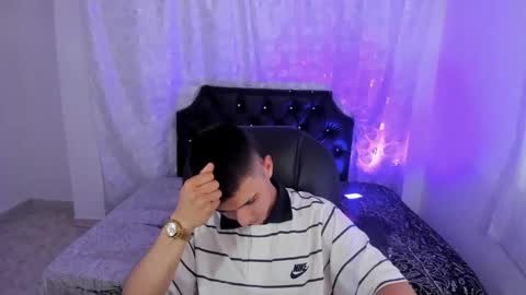 Aleck Boy online show from November 1, 2025, 7:05 pm