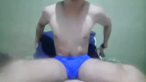 aleexrune online show from May 2, 2026, 11:43 pm
