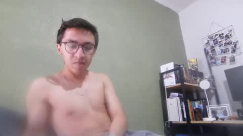 aleexrune online show from May 19, 2026, 5:19 pm
