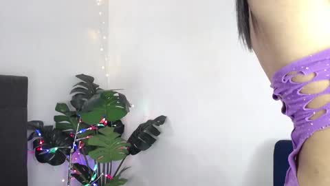 Alejandra online show from December 13, 2025, 11:43 pm