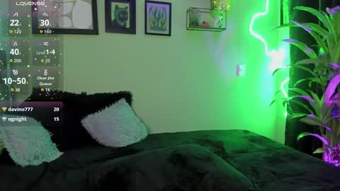 Aleja Queen online show from October 3, 2025, 11:57 pm