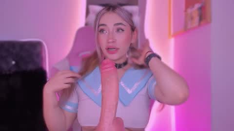   night GTM -5 online show from February 4, 2026, 5:13 am