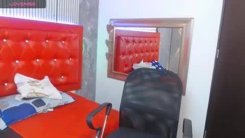   online show from November 17, 2025, 1:33 am