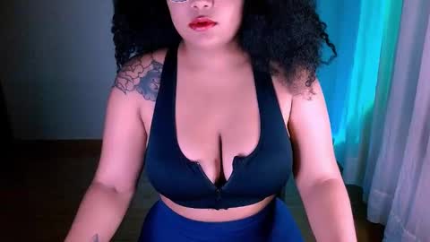 Alejandra  online show from February 9, 2025, 11:15 pm