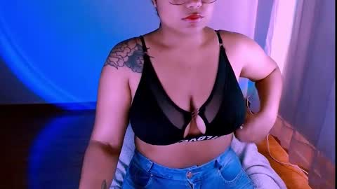 Alejandra  online show from September 14, 2025, 9:47 pm