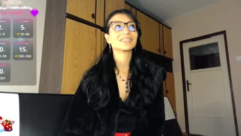 Alejandra online show from December 27, 2024, 7:29 am