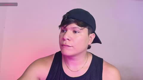 Snapshot of alejandro_vt chatting on October 12, 2025, 9:58 pm Alejandro G online show from October 12, 2025, 9:58 pm