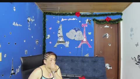 Snapshot of alejita_smithh chatting on February 8, 2025, 12:28 pm zoe and Kataleya online show from February 8, 2025, 12:28 pm