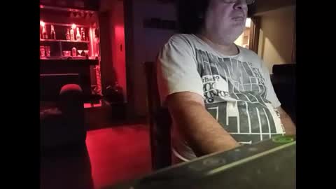 alejito16 online show from October 5, 2025, 7:17 am