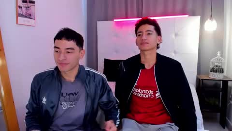 alejo_exotic online show from May 7, 2026, 12:43 pm