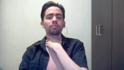 Snapshot of alejo_shy chatting on December 23, 2024, 6:11 am alejo_shy online show from December 23, 2024, 6:11 am