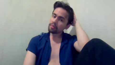 Snapshot of alejo_shy chatting on January 1, 2025, 6:37 am alejo_shy online show from January 1, 2025, 6:37 am