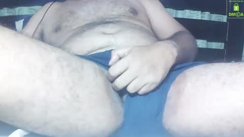alejohot29 online show from June 3, 2026, 2:36 am