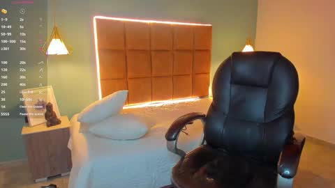 ALejoo Saenz online show from October 11, 2025, 1:16 am