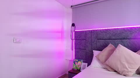 Snapshot of aleka_williams_ chatting on October 21, 2025, 11:16 pm aleka_williams_ online show from October 21, 2025, 11:16 pm