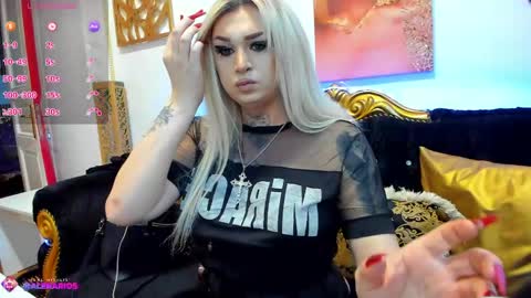 Snapshot of alenarios chatting on April 25, 2026, 4:37 am alenarios online show from April 25, 2026, 4:37 am