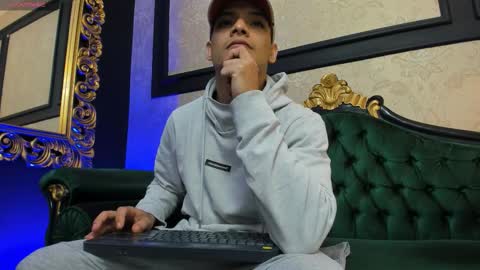 Alessandro King online show from September 28, 2025, 2:33 pm