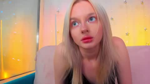 alessakiss online show from June 1, 2026, 9:44 am