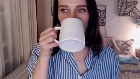 Snapshot of alessandra_foxy chatting on December 14, 2024, 7:03 pm Sandra online show from December 14, 2024, 7:03 pm