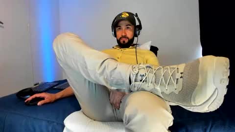 ALESSANDRO  WYE online show from December 16, 2025, 2:11 pm