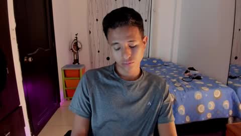 Snapshot of alessandro_wizard chatting on February 14, 2025, 1:23 am Alessandro online show from February 14, 2025, 1:23 am