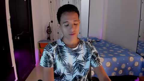 Snapshot of alessandro_wizard chatting on March 4, 2025, 2:53 pm Alessandro online show from March 4, 2025, 2:53 pm