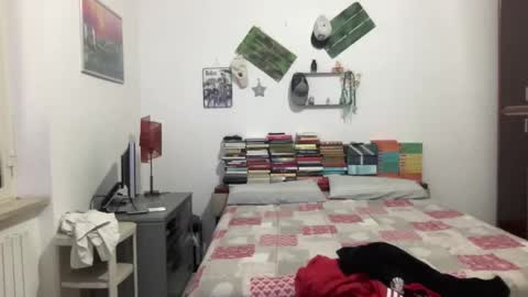 alessandromori91 online show from March 12, 2026, 9:48 am