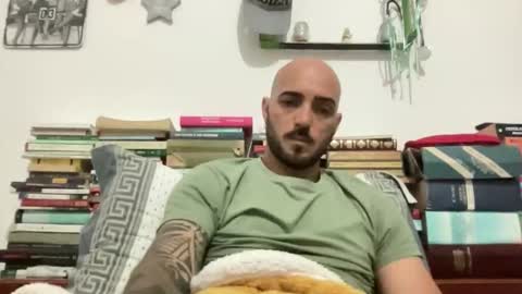 alessandromori91 online show from May 14, 2026, 9:10 pm