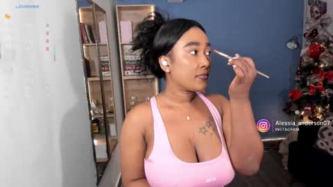 Yy  online show from December 3, 2025, 1:13 am