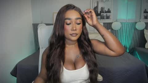 Snapshot of alessia_anderson07 chatting on May 27, 2026, 8:39 pm Yy online show from May 27, 2026, 8:39 pm