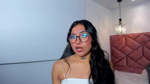 Alessia  online show from May 14, 2026, 10:55 am