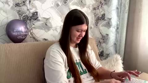 Aletta Oushen online show from February 6, 2025, 7:13 am