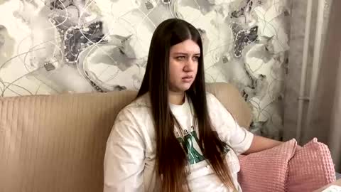 Aletta Oushen online show from February 28, 2025, 11:03 am