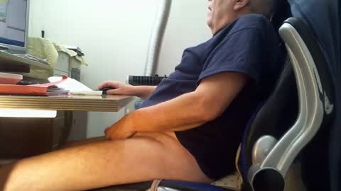 alex47100 online show from February 6, 2025, 9:11 am