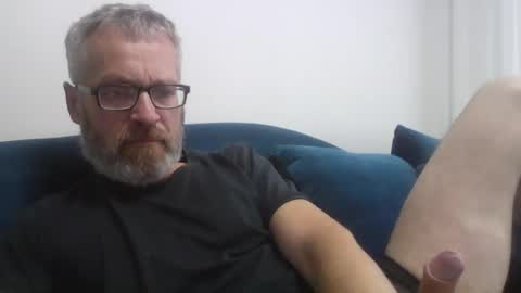 Snapshot of alex80581 chatting on July 4, 2026, 4:24 pm Alexey online show from July 4, 2026, 4:24 pm