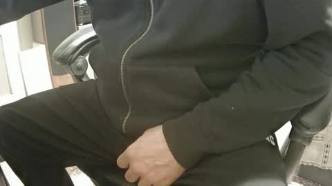 alex81pv1981 online show from April 3, 2026, 7:23 pm